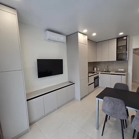 Platinum 49,50 Apartment *